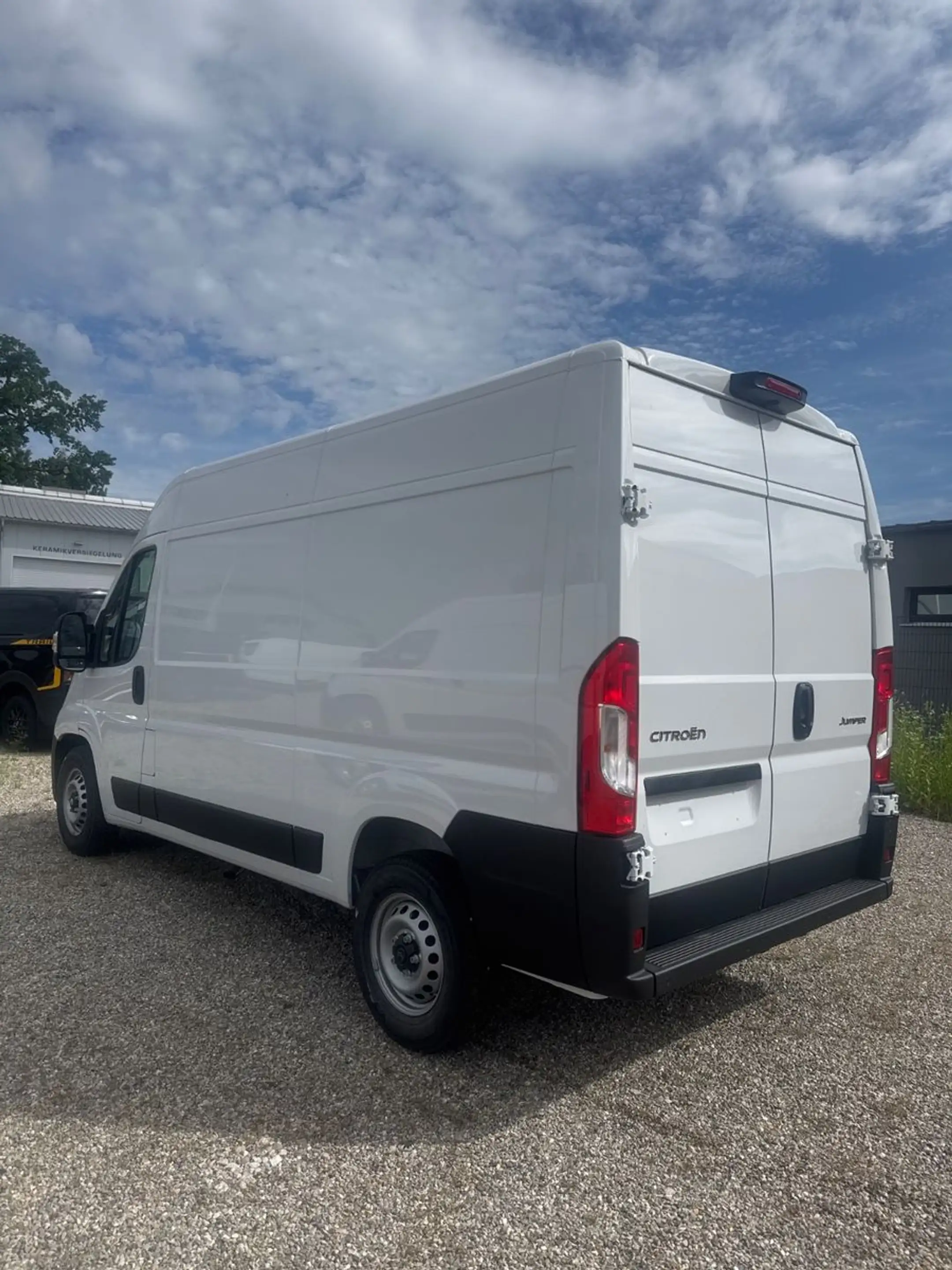 Citroen Jumper Kasten Hochraum 35 L2H2 Heavy BlueHDi 140 — photo 2