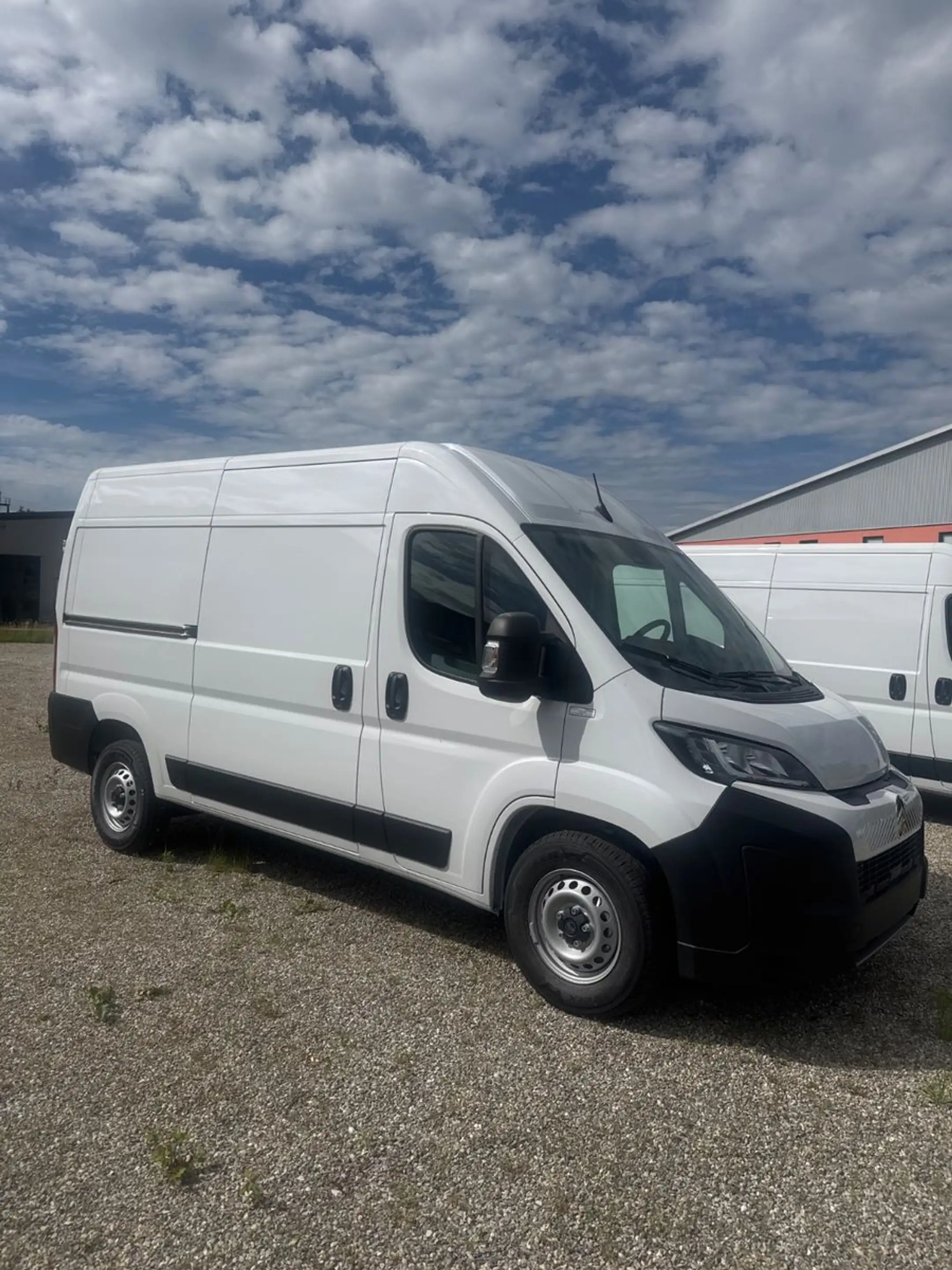 Citroen Jumper Kasten Hochraum 35 L2H2 Heavy BlueHDi 140 — photo 4