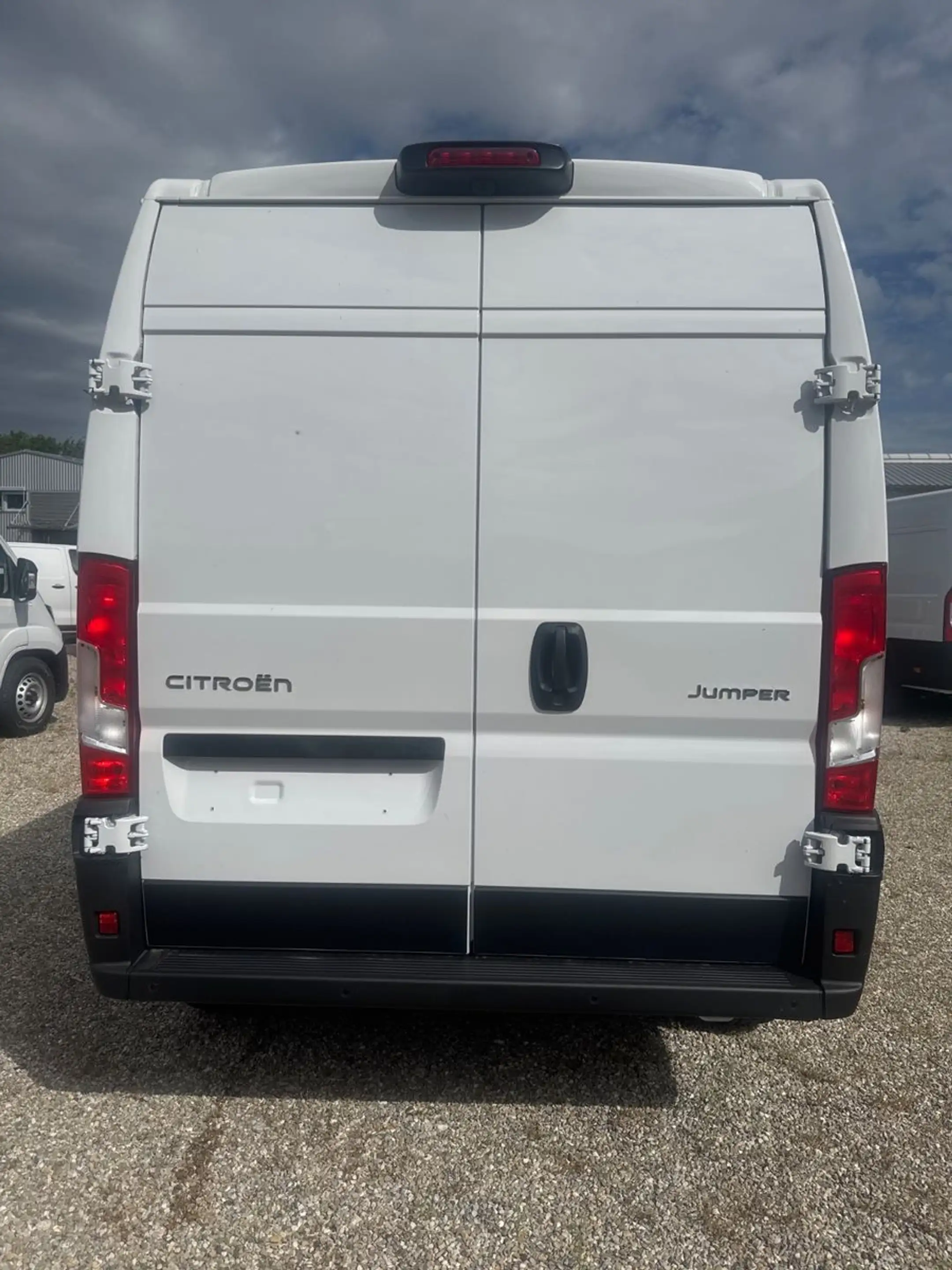 Citroen Jumper Kasten Hochraum 35 L2H2 Heavy BlueHDi 140 — photo 5