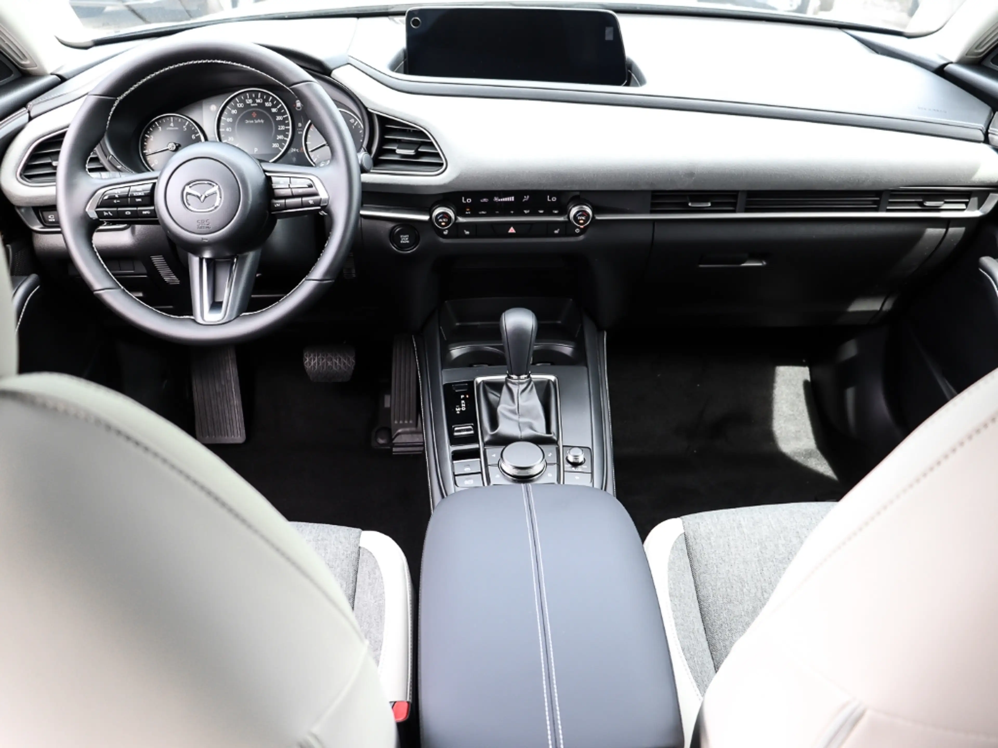 Mazda CX-30 Makoto 2027 2.5L e-SKYACTIV-G 140PS 6AT FWD BOSE L — photo 7