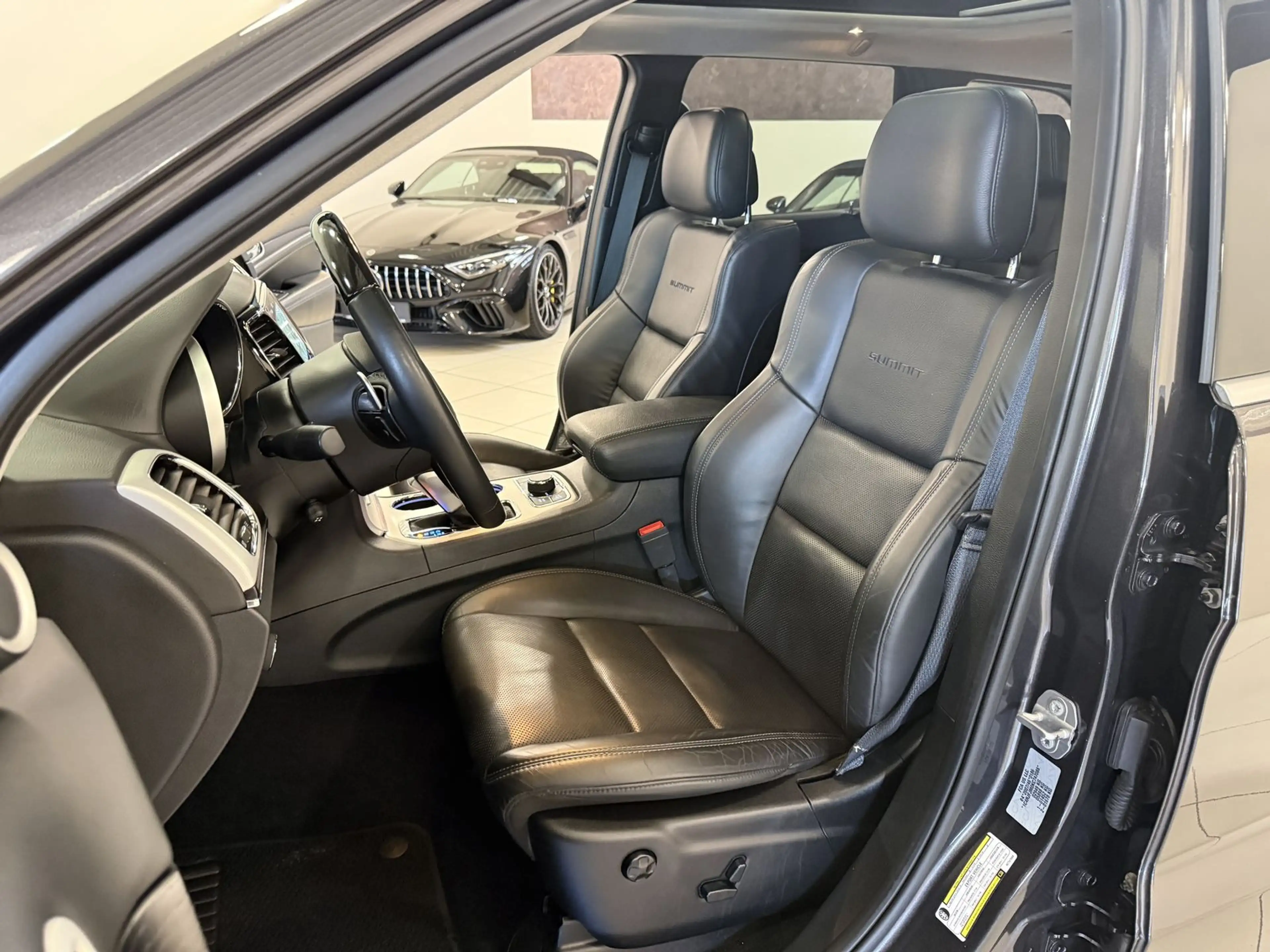 Jeep Grand Cherokee 3.0 CRD Summit — photo 11