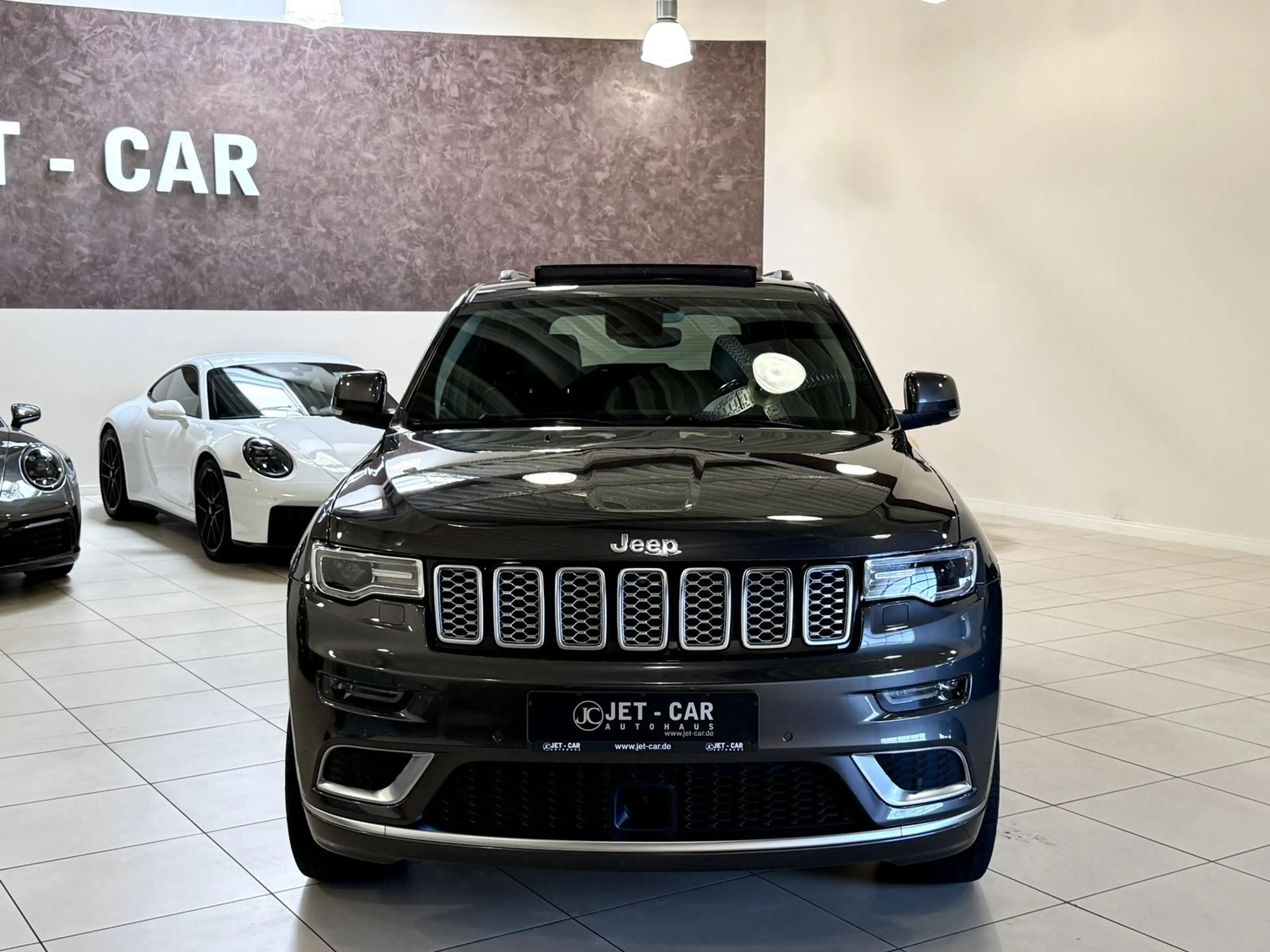 Jeep Grand Cherokee 3.0 CRD Summit — photo 4
