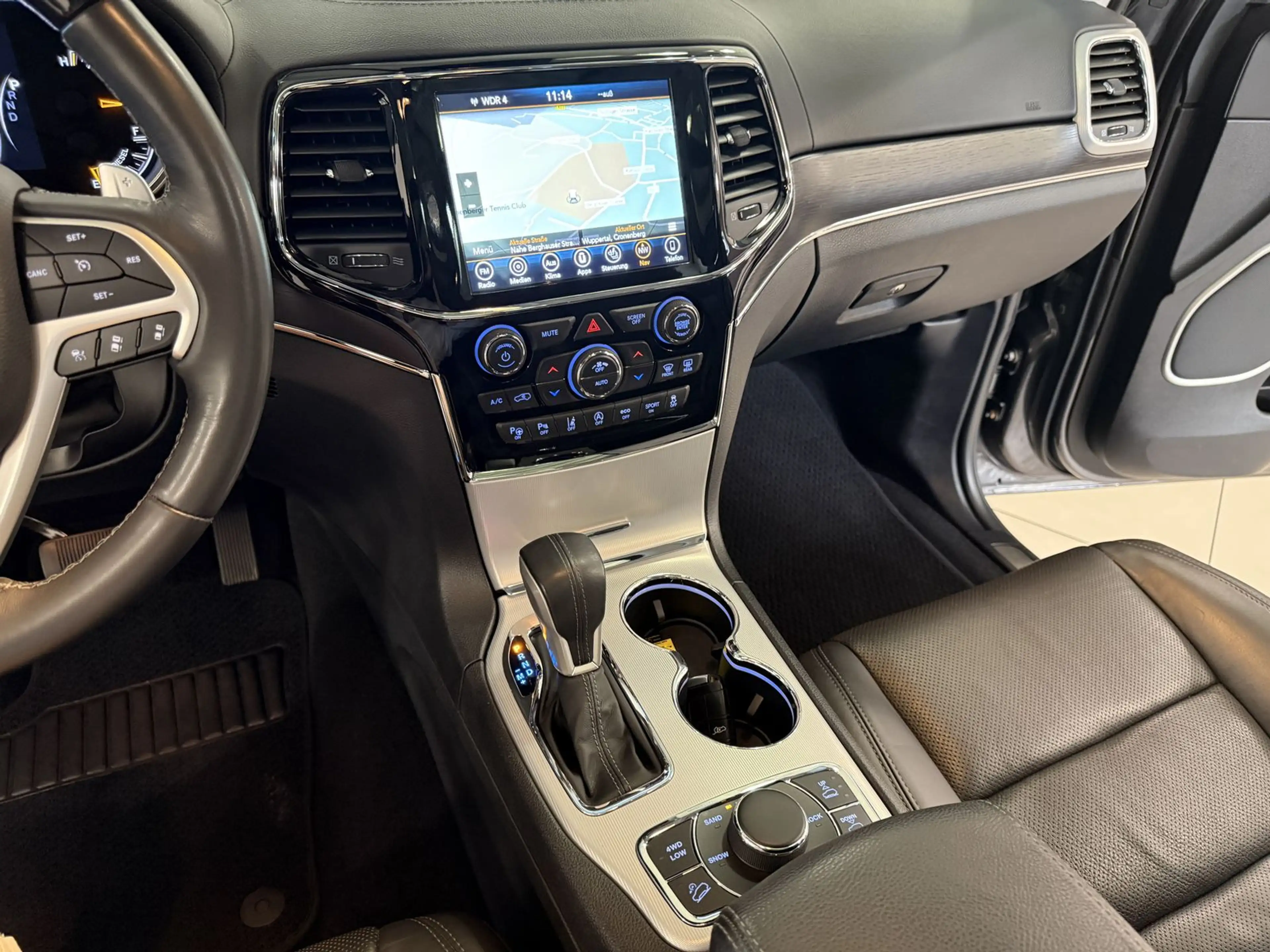 Jeep Grand Cherokee 3.0 CRD Summit — photo 13
