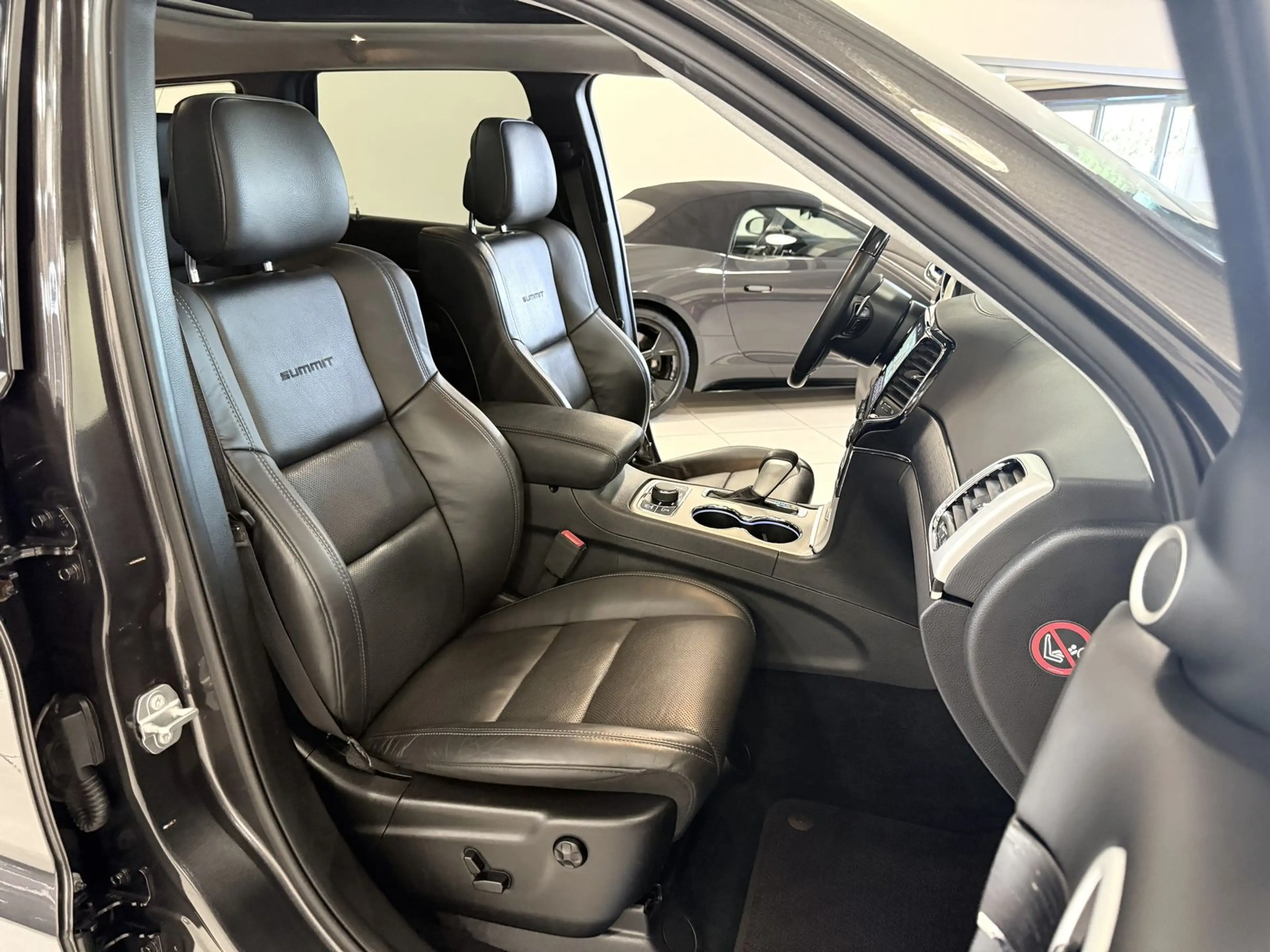 Jeep Grand Cherokee 3.0 CRD Summit — photo 9
