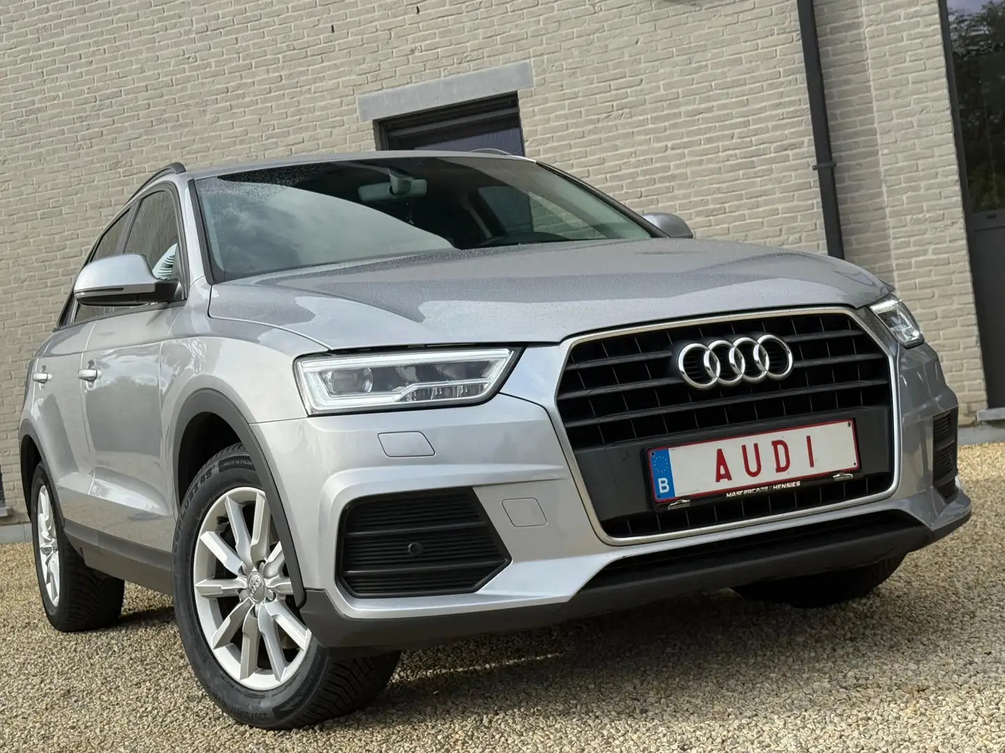 Audi Q3 S-tronic 1.4cc   150cv  garantie 12 Mois Grau - 1