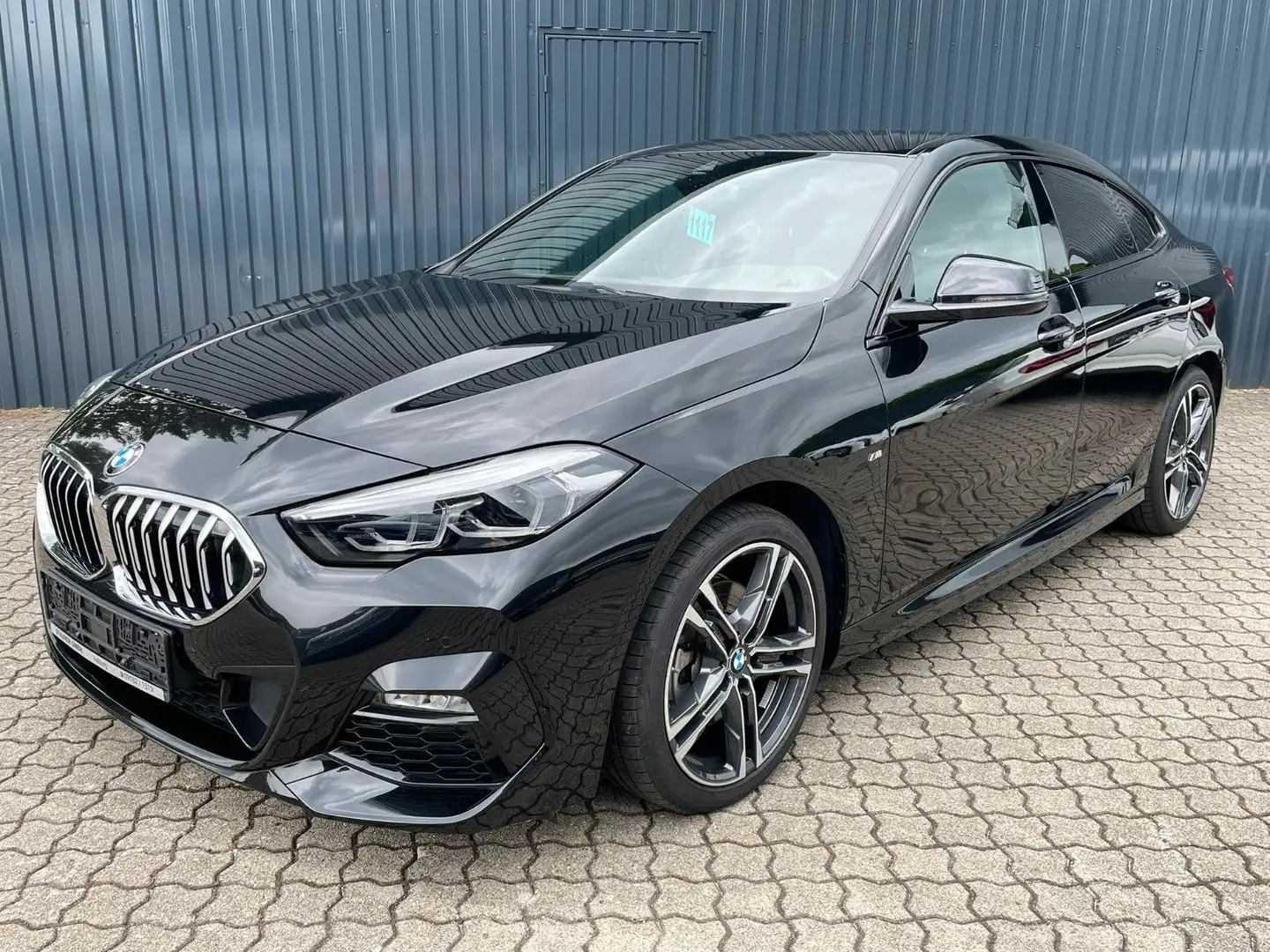 BMW 218i Aut. Gran Coupe M SPORT / AHK/HiFi/M-Räder Black - 2