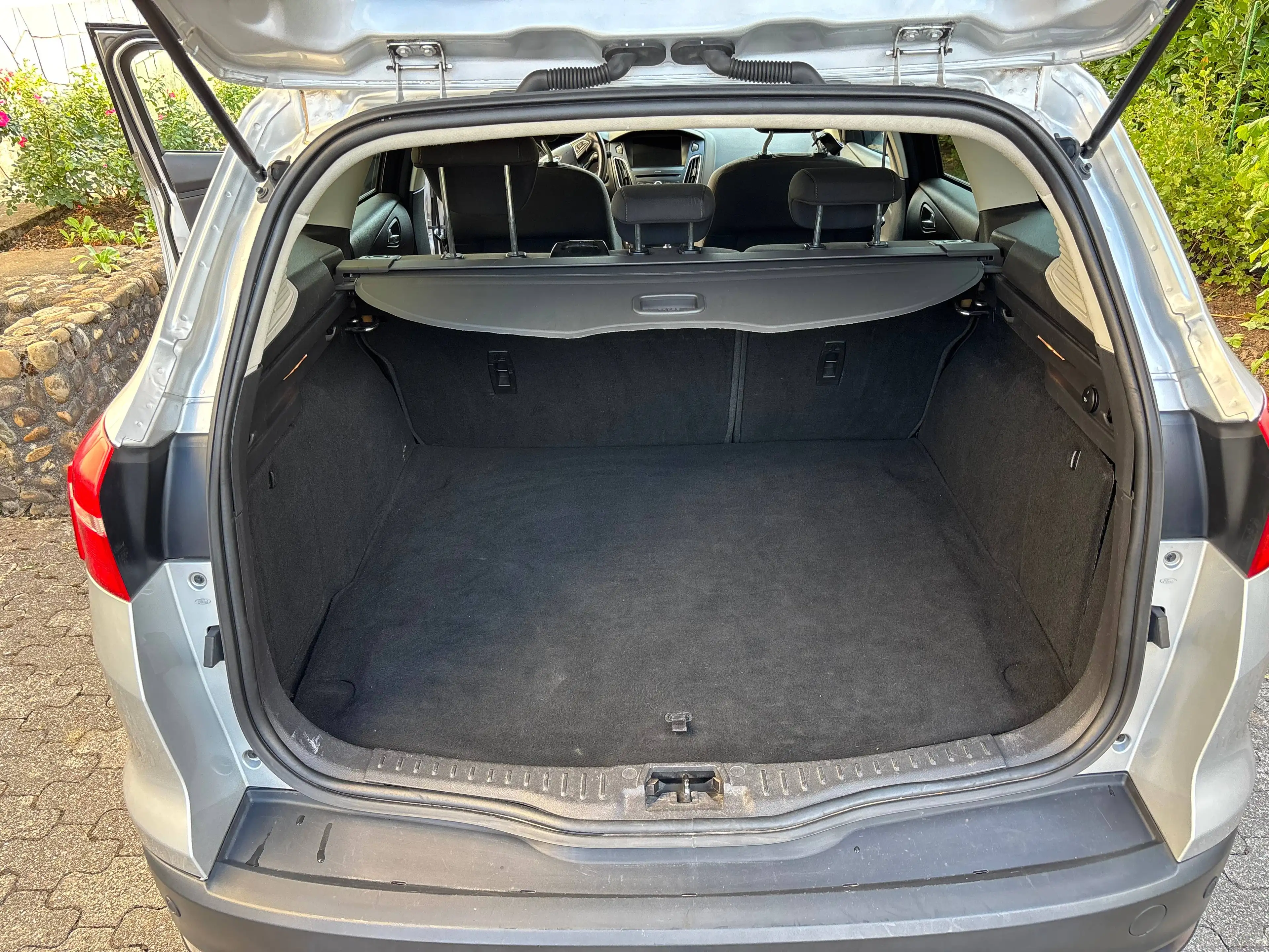 Ford Focus Titanium — photo 8