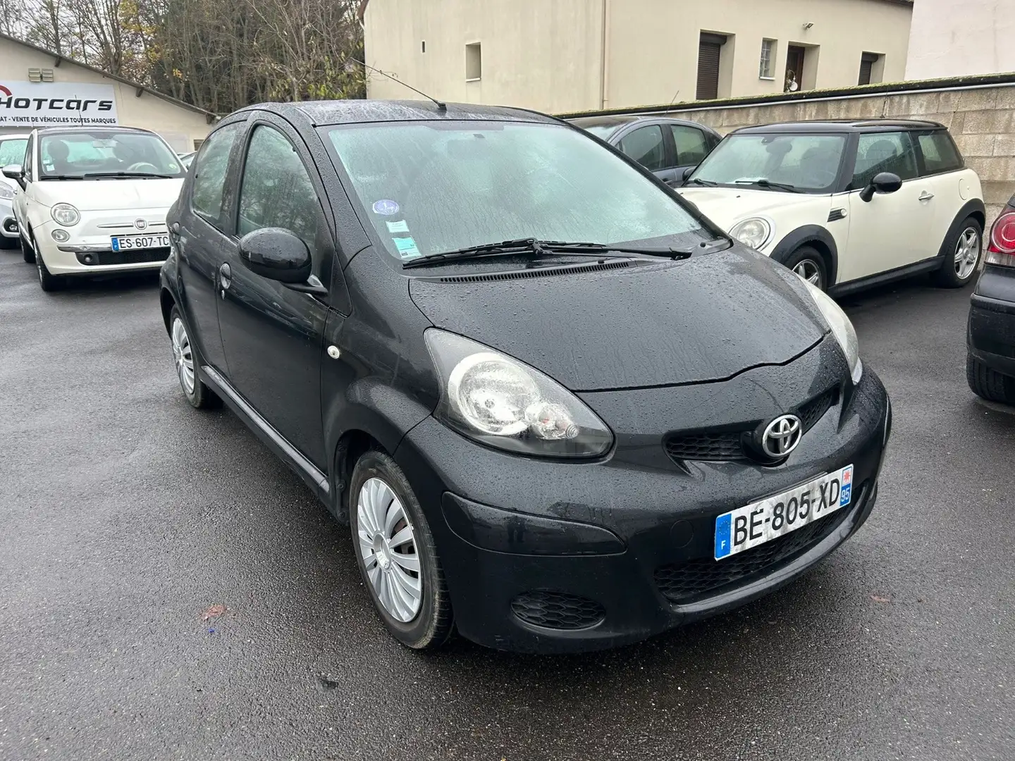 Toyota Aygo Aygo 1.0 VVT-i Connect Чорний - 2