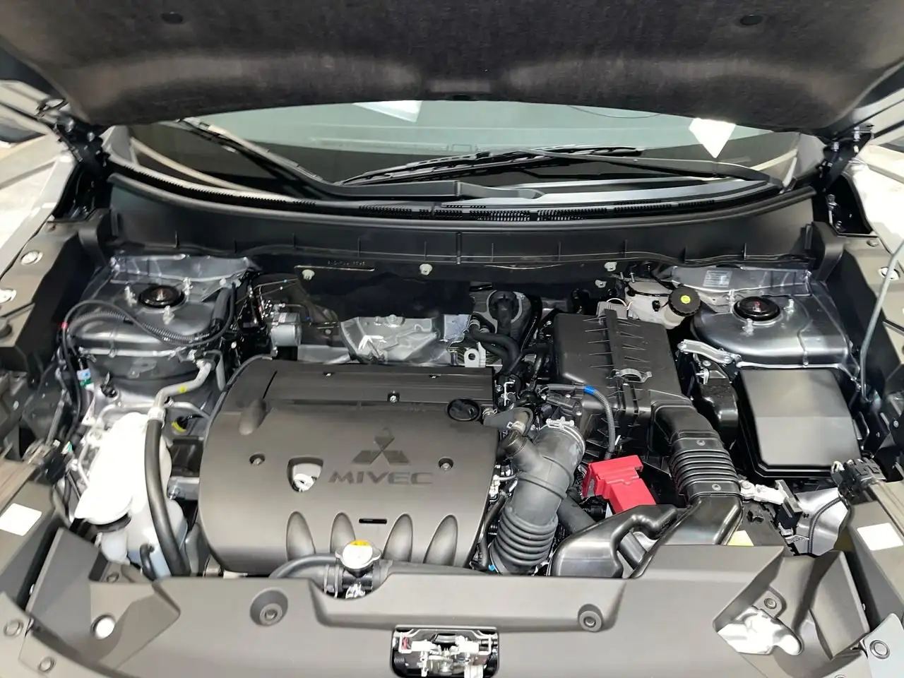Mitsubishi RVR снимка Mitsubishi RVR