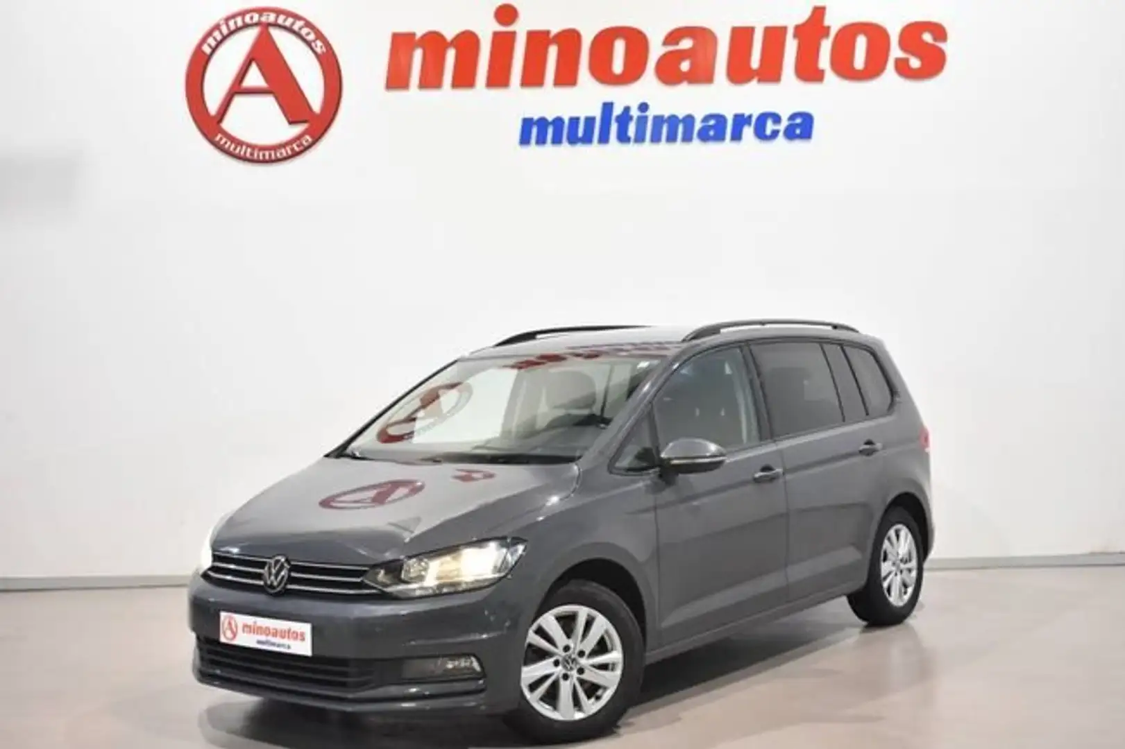 Volkswagen Touran 2.0TDI CR BMT Business DSG7 85kW Gris - 2