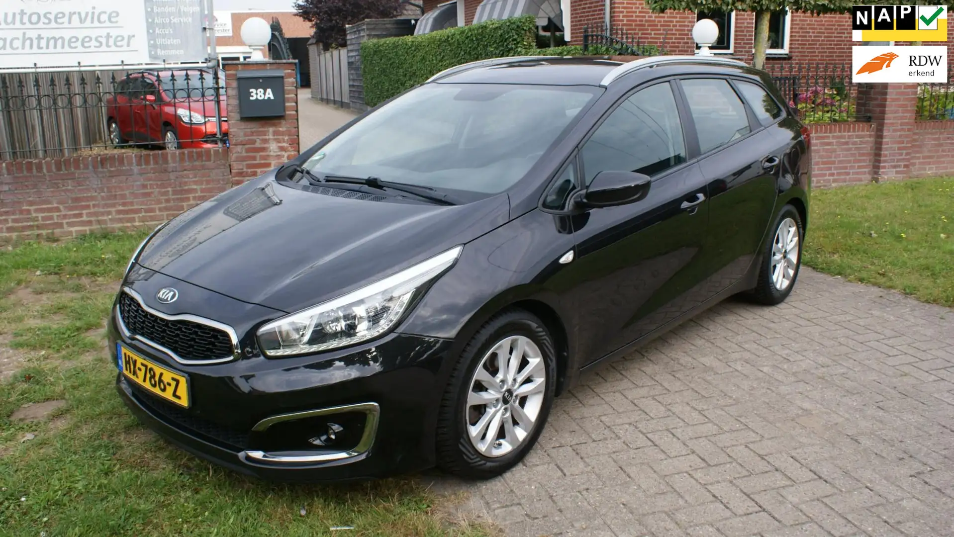 Kia Ceed SW / cee'd SW Sportswagon 1.0 T-GDi First Edition Zwart - 1