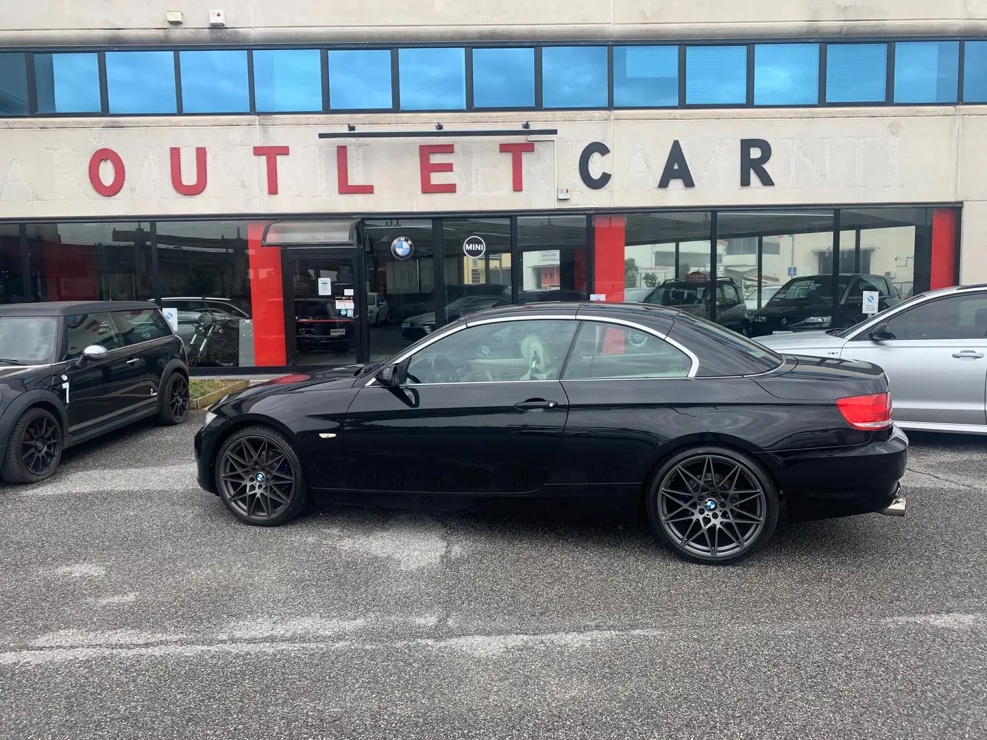 BMW 320 320i Cabrio Msport 170cv Zwart - 2