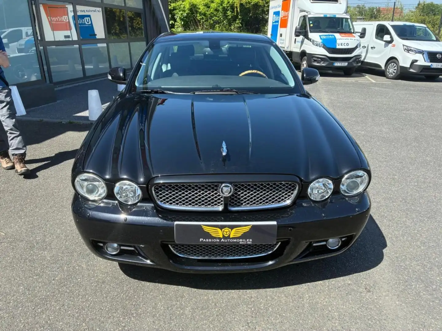 Jaguar XJ8 4.2 V8 SURALIMENTE FINAL EDITION Schwarz - 2