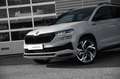 Skoda Karoq 1.5TSI 150 pk DSG Sportline Business Trekhaak | 19 Grijs - thumbnail 5