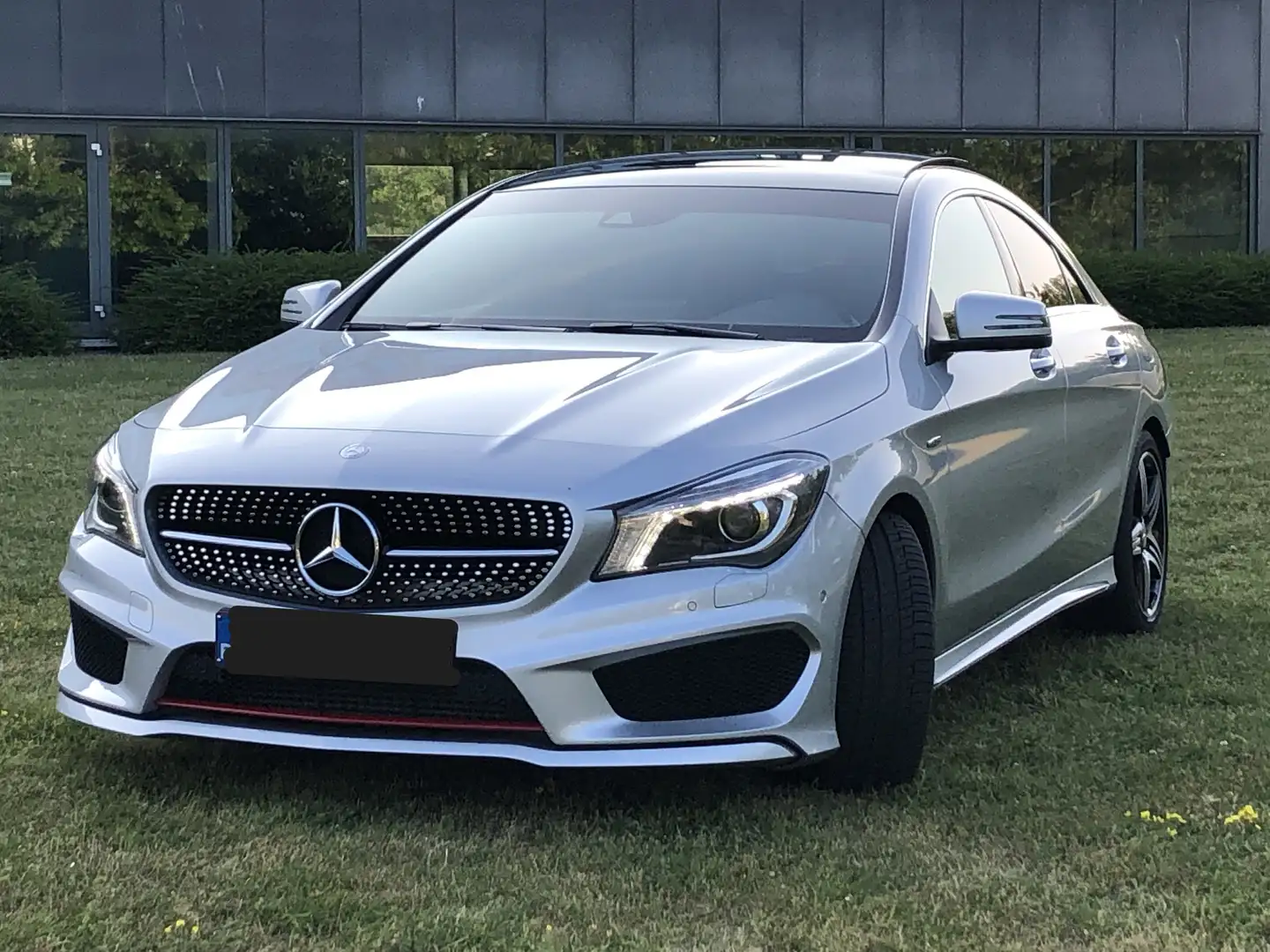 Mercedes-Benz CLA 250 CLA 250 7G-DCT Sport Zilver - 1