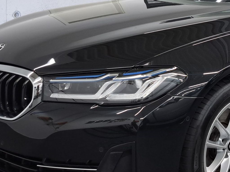 BMW 530 530d xDrive Touring Aut. HUD PANO NAVI SHZ — photo 5