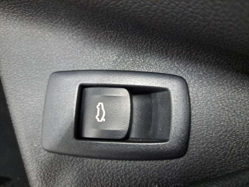 BMW 530 530d xDrive Touring Aut. HUD PANO NAVI SHZ — photo 11