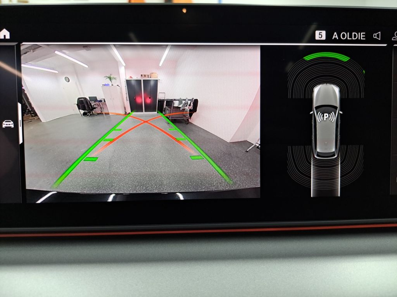 BMW 530 530d xDrive Touring Aut. HUD PANO NAVI SHZ — photo 14