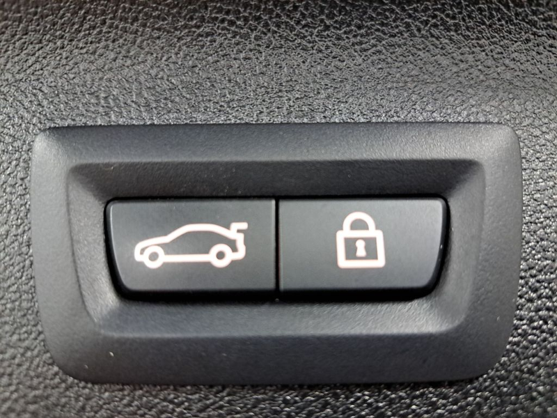 BMW 530 530d xDrive Touring Aut. HUD PANO NAVI SHZ — photo 8