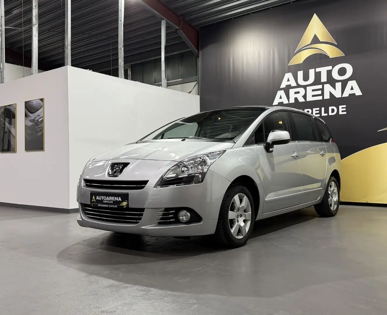 Peugeot 5008 Premium*7-Sitzer*Panorama*AHK*Klima*Tempoma Grau - 1