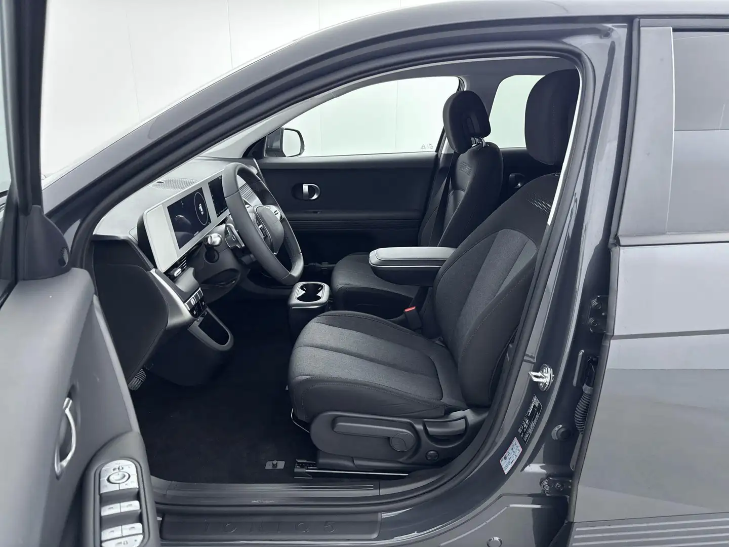 Hyundai IONIQ 5 Style 84 kWh | Nieuw, snel leverbaar | € 5.000,- V Gris - 2