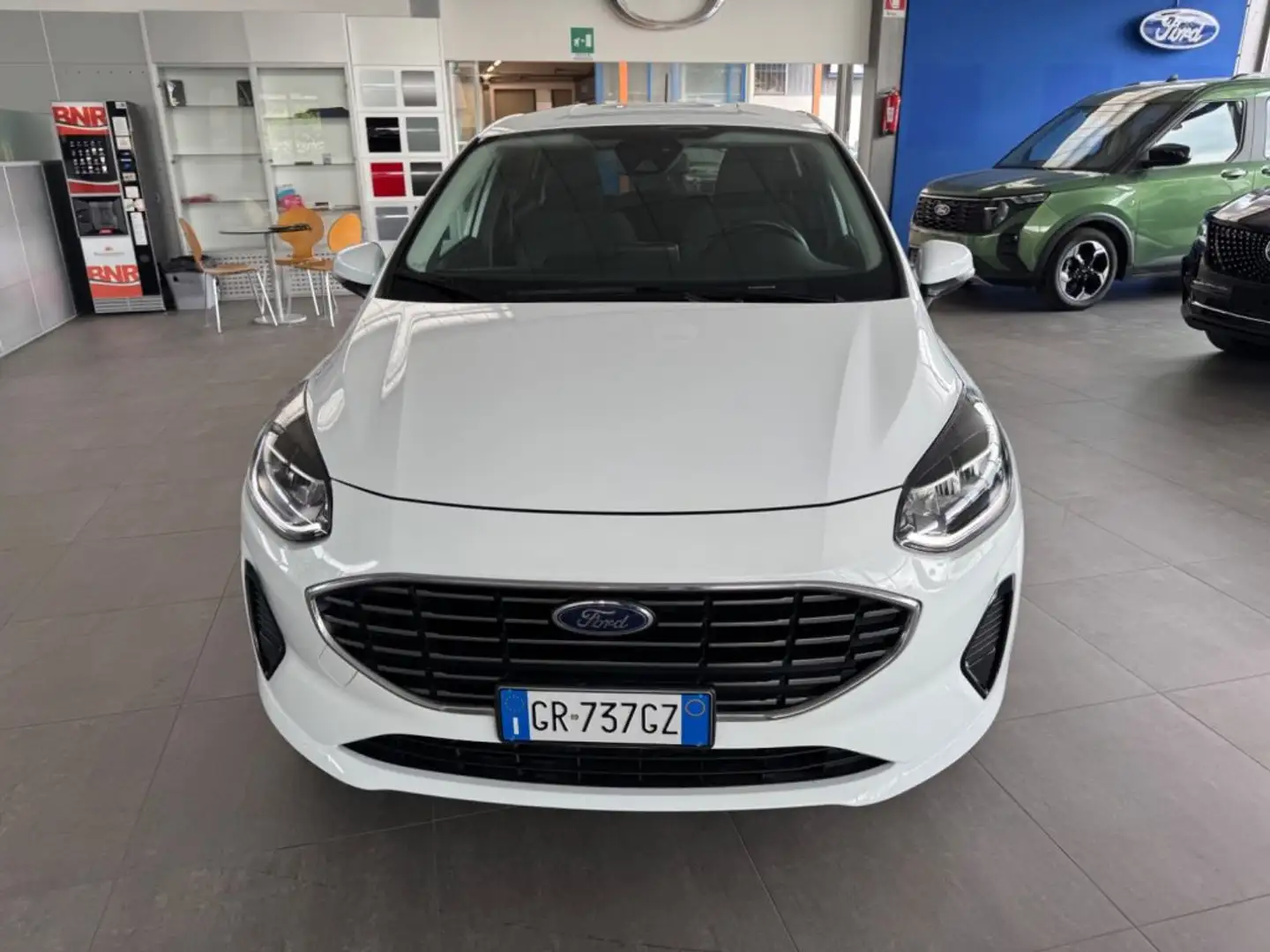 Ford Fiesta 1.0 Ecoboost Hybrid 125 CV 5 porte Titanium Bianco - 1