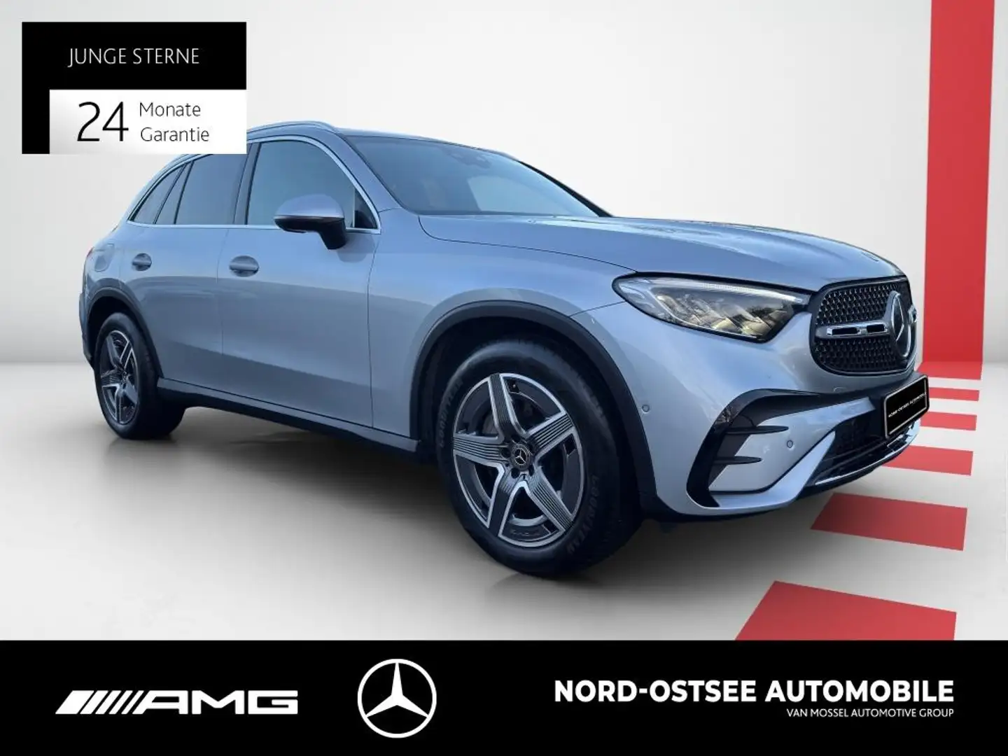 Mercedes-Benz GLC 300 d 4M AMG PANO MBUX SHZ KEYLESS-GO Silber - 2
