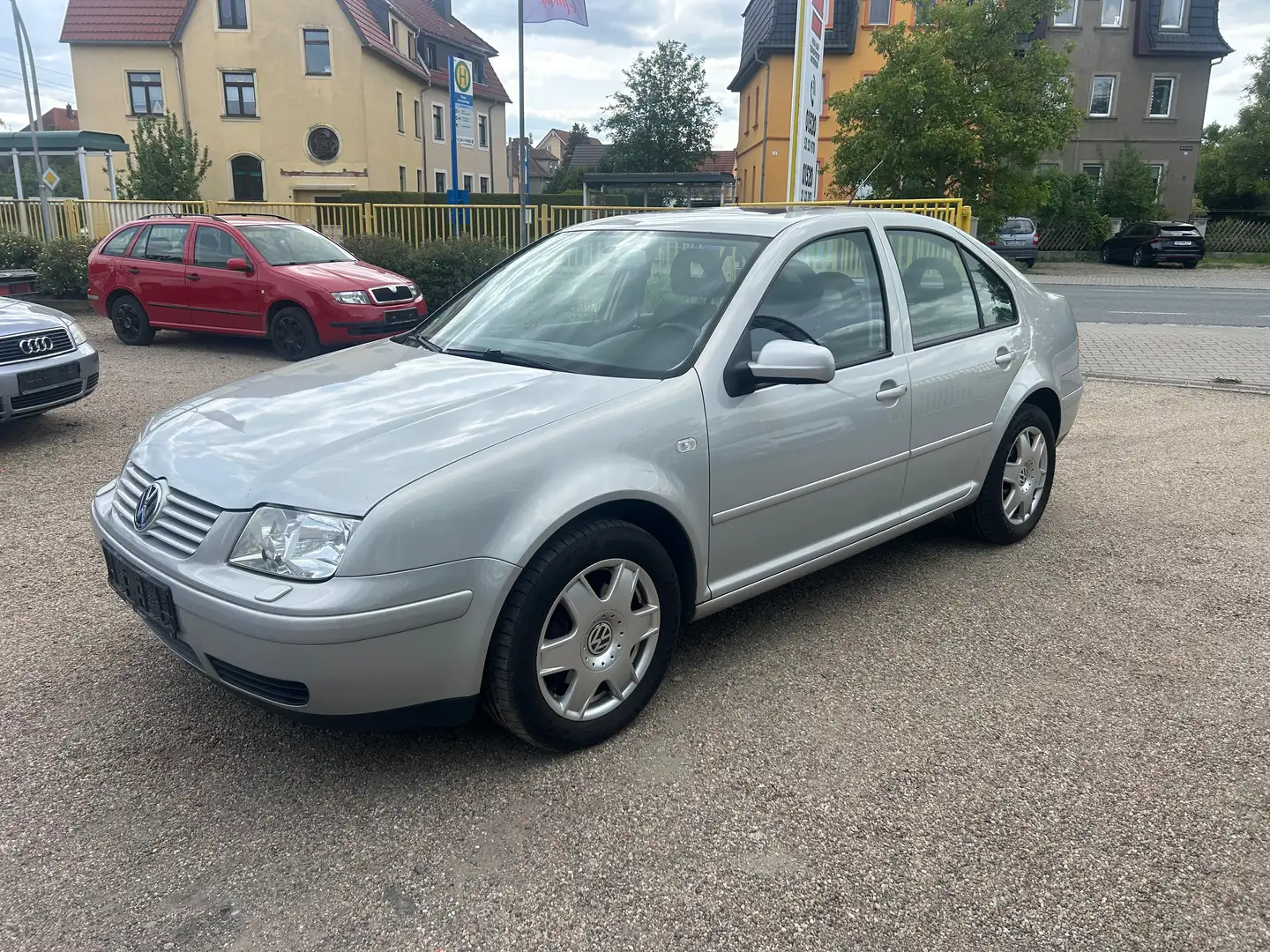 Volkswagen Bora 2.3 V5 BENZIN TÜV/05/2027. NEUE Zilver - 1