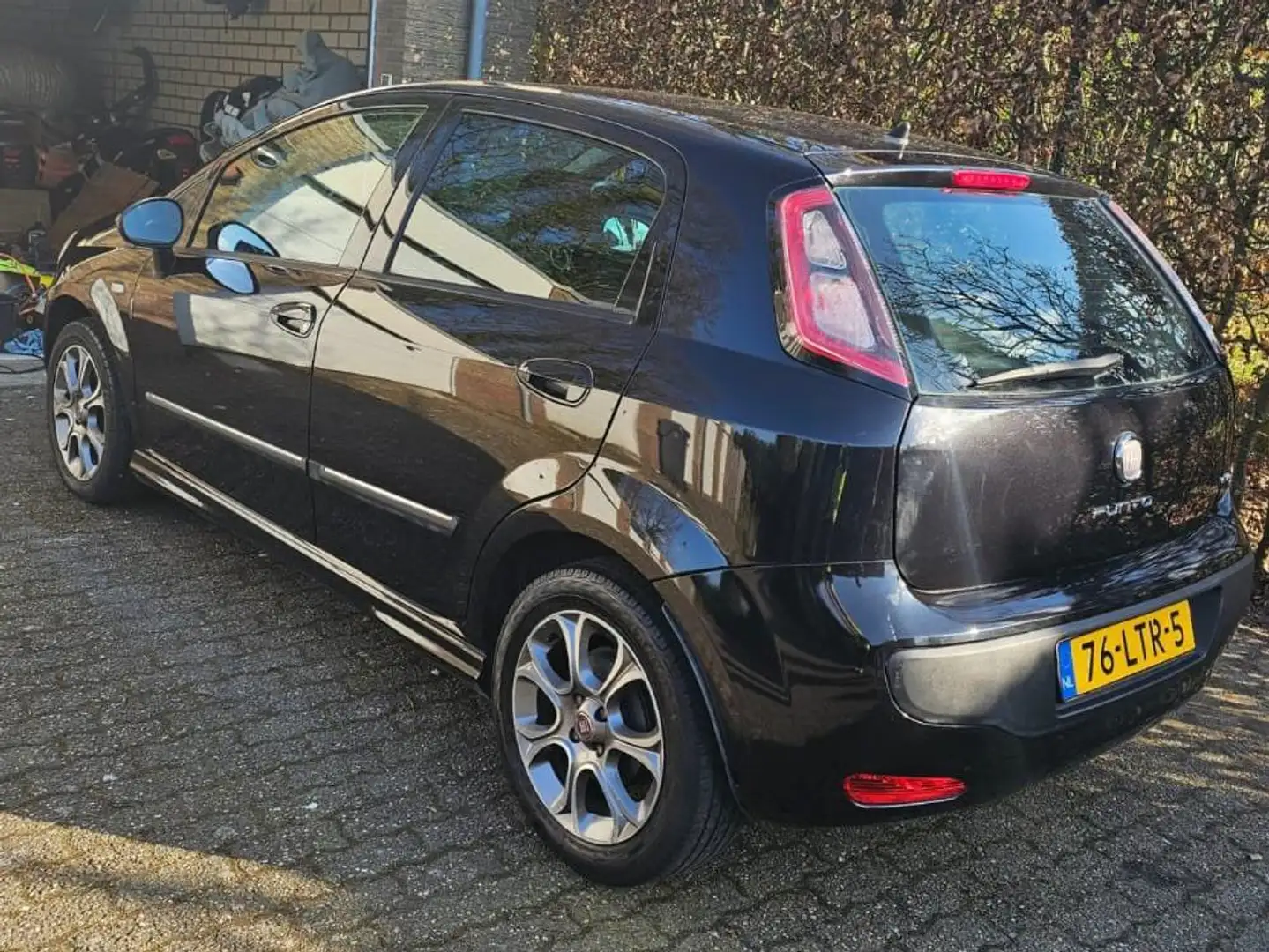 Fiat Punto 1.4 Racing Nieuwe APK Fekete - 1