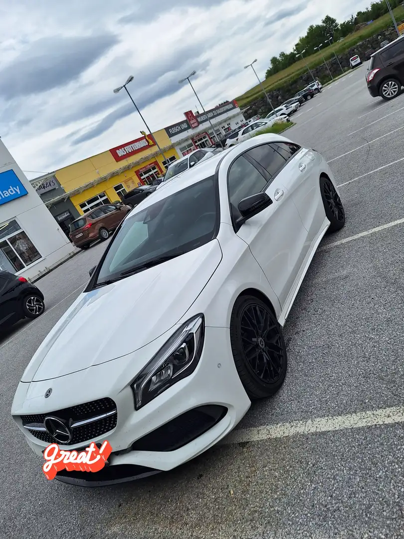 Mercedes-Benz CLA 220 CLA 220 d Shooting Brake 4MATIC Aut. Weiß - 1