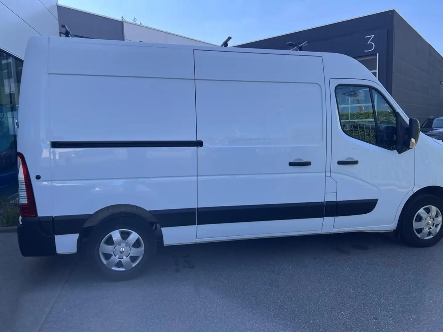 Renault Master Grand confort L2H2 DCI 150 Blanco - 2