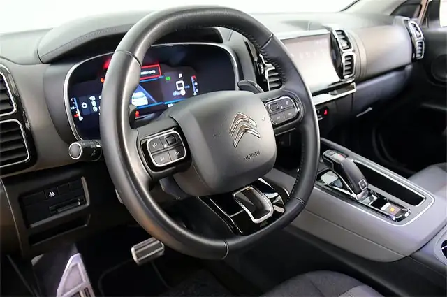 Citroen C5 Aircross view 11