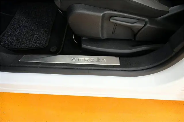 Citroen C5 Aircross view 10