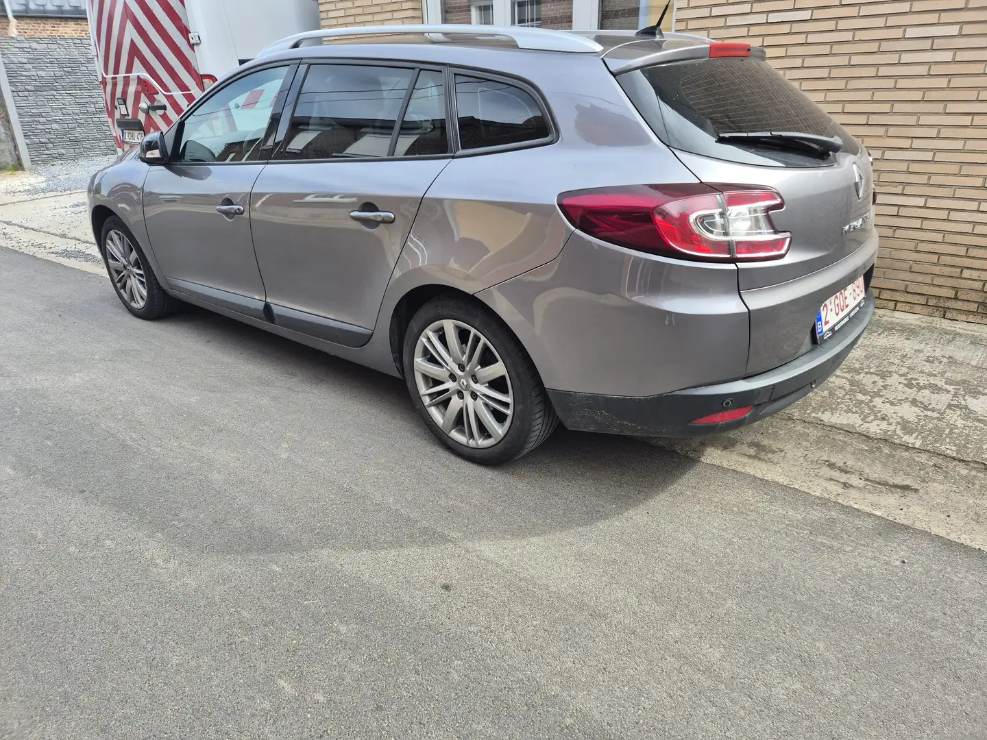 Renault Megane Mégane SW 1.5 dCi TomTom Edition - 2