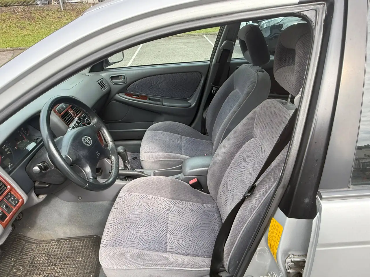 Toyota Avensis, foto 11