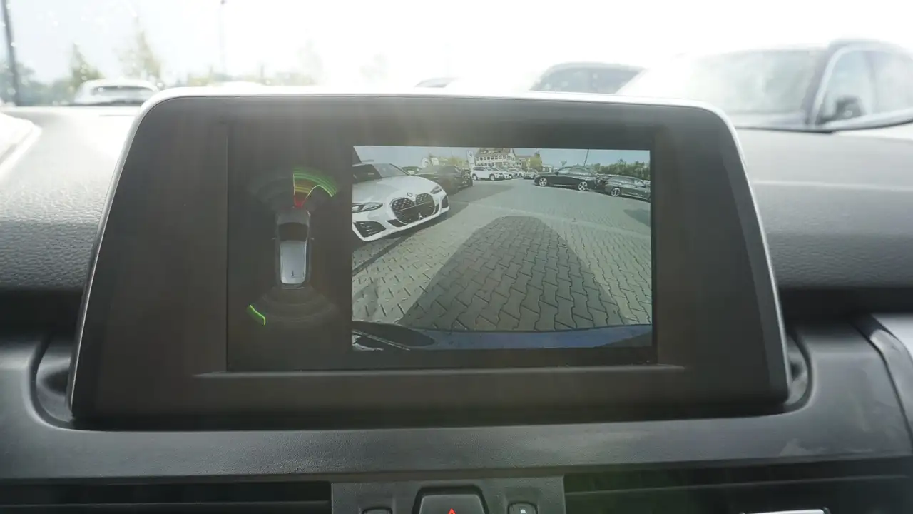BMW 218 d Active Tourer Kamera+SHZ+Klimaaut.+BT+ZV+FH, миниатюра 18