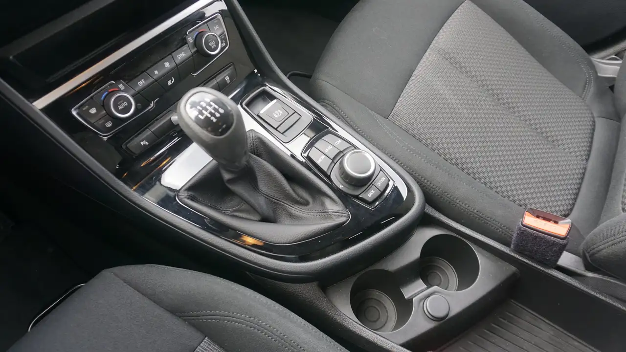 BMW 218 d Active Tourer Kamera+SHZ+Klimaaut.+BT+ZV+FH, миниатюра 20