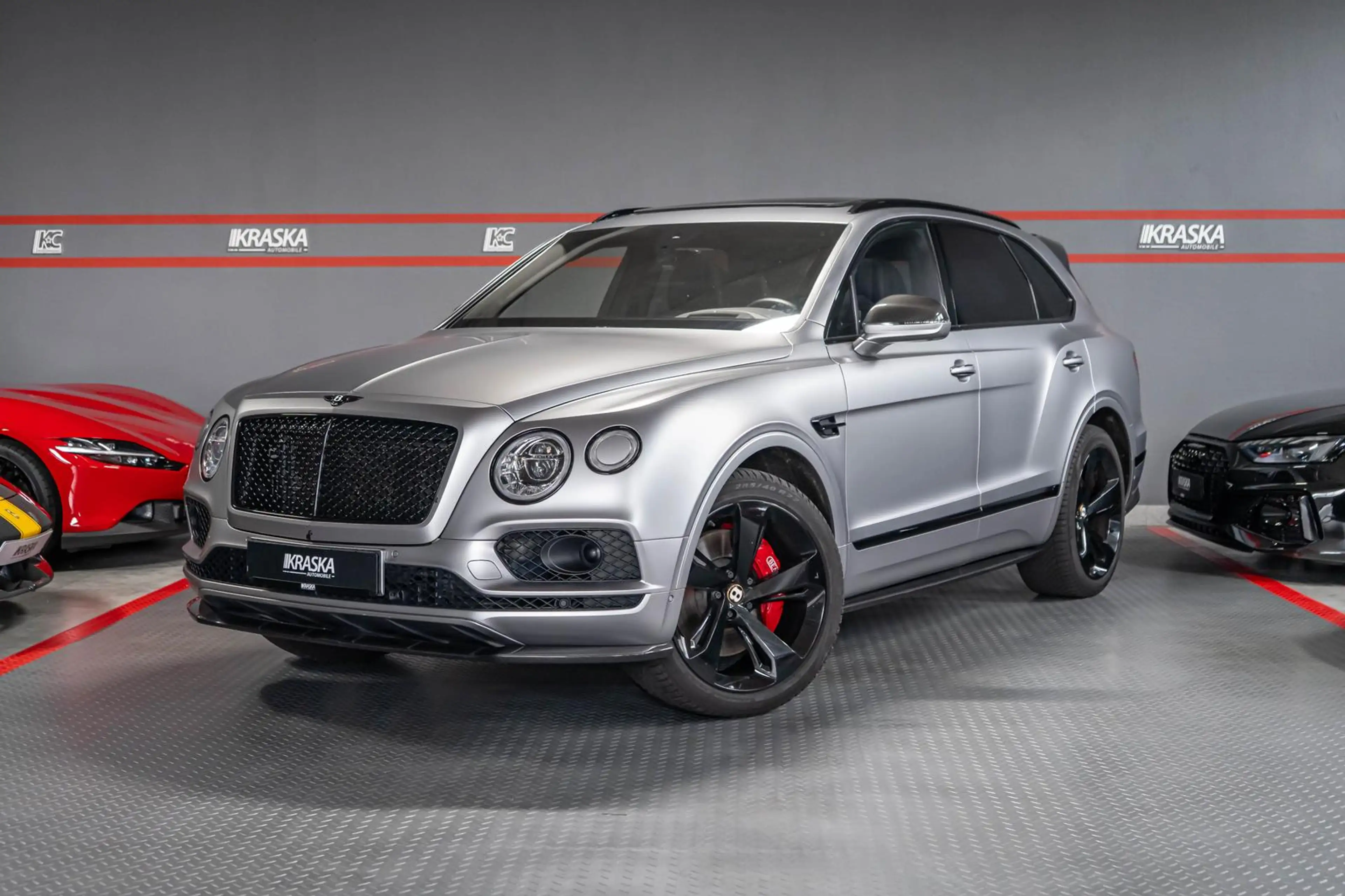 Bentley Bentayga 4.0 V8 AHK SHZ PANO MASSAGE SOFT CARBON