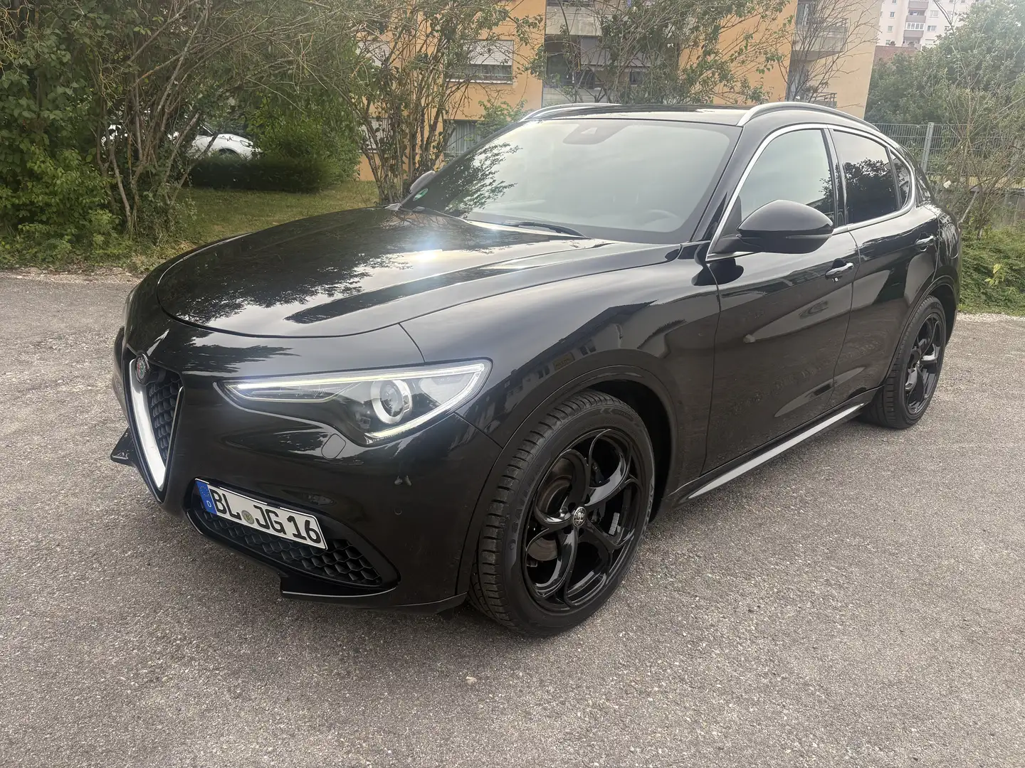 Alfa Romeo Stelvio Super Q4 Leder 20 Zoll - 1