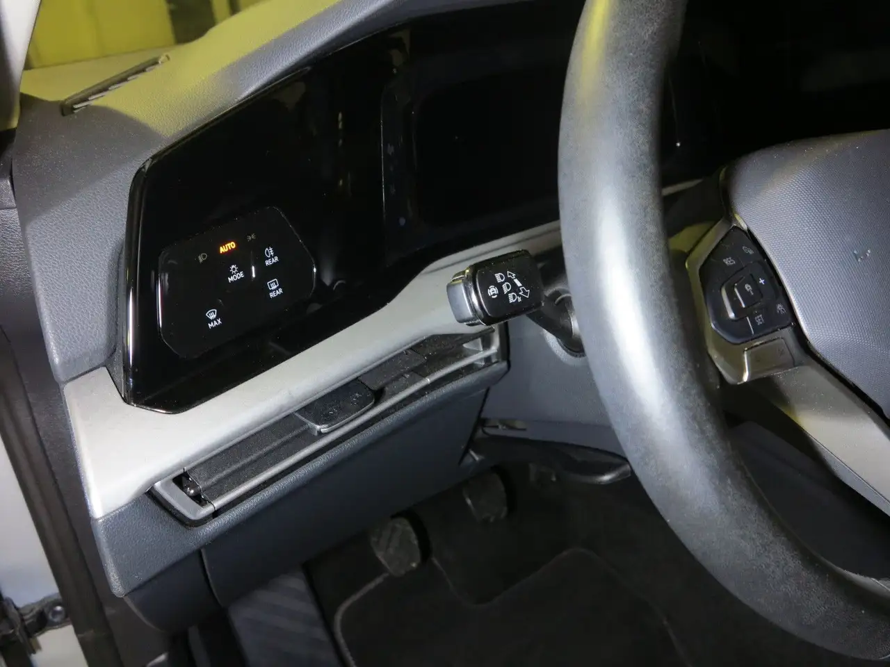 Volkswagen Golf VIII 2.0 TDI SCR Life Navi ACC DAB RFK, миниатюра 24