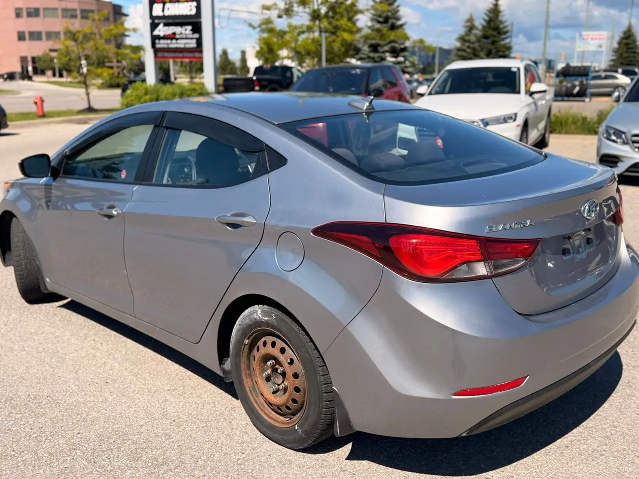Hyundai ELANTRA снимка Hyundai ELANTRA