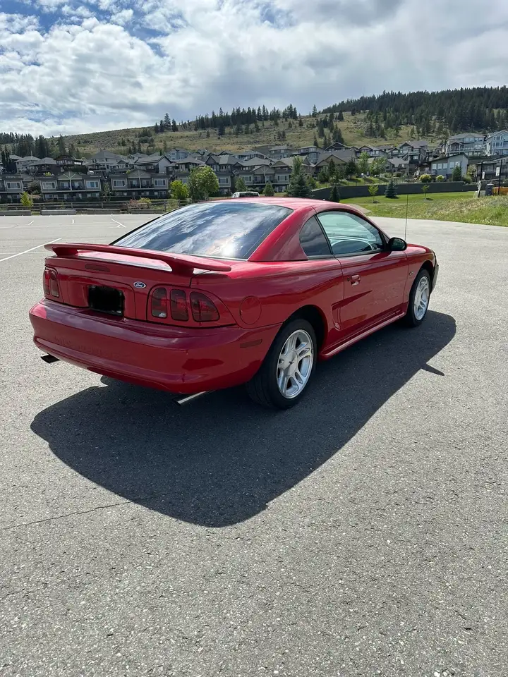 Ford Mustang снимка Ford Mustang