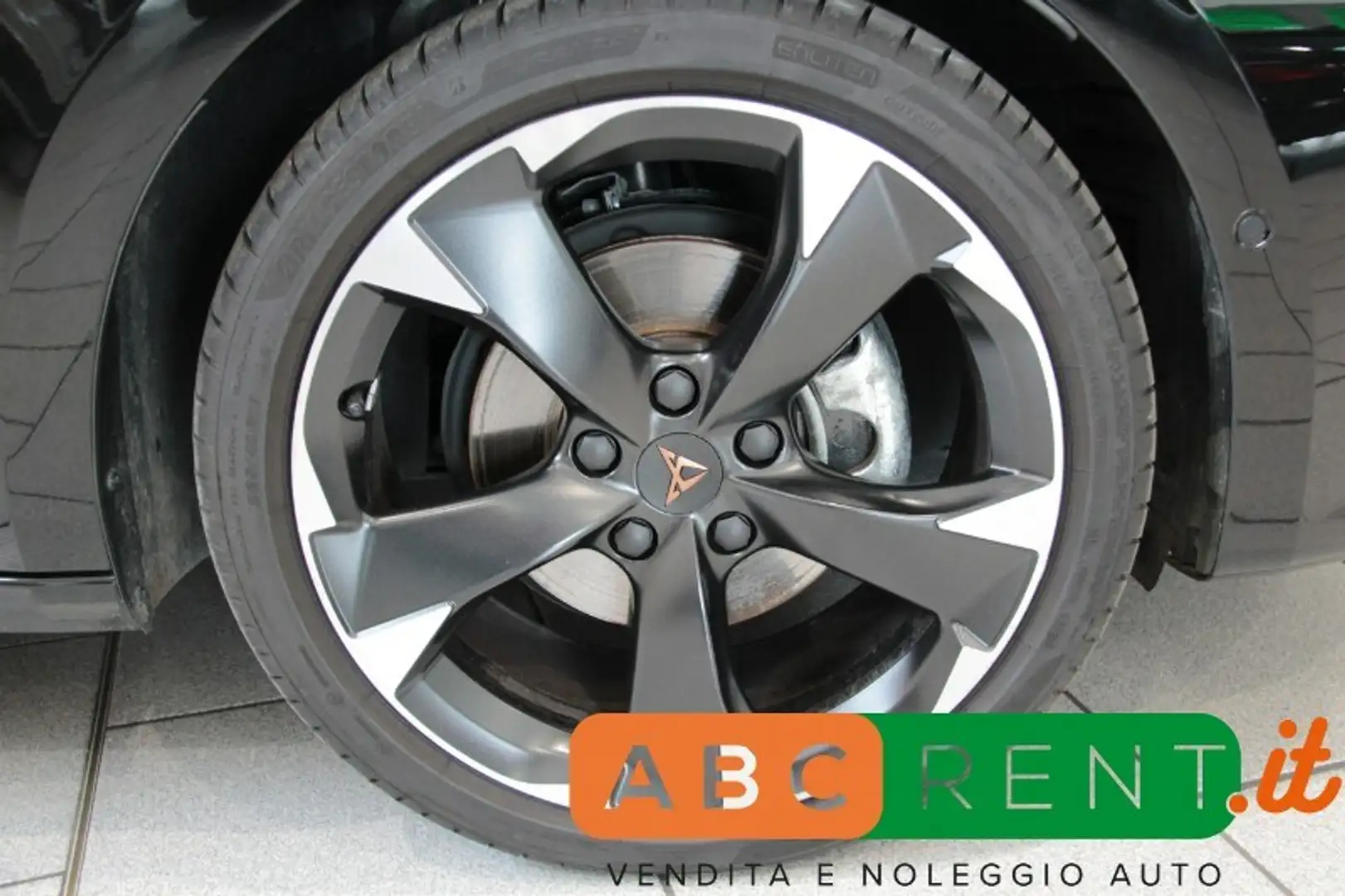 CUPRA Leon Leon Sportstourer 1.5 Hybrid 150 CV DSG Nero - 2