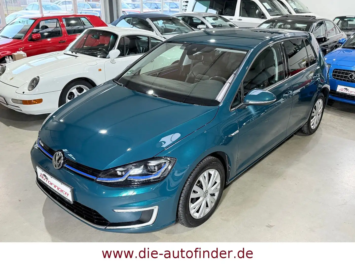Volkswagen Golf e-Golf LED,Navi,Leder,PDC,DYNAUDIO,WärmepumpeACC Grün - 2