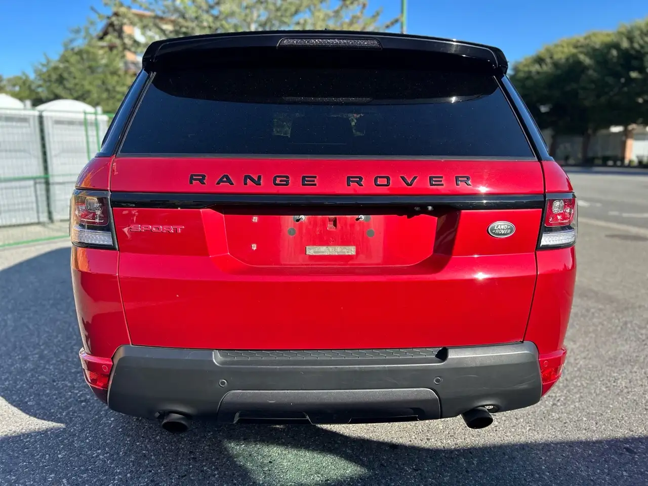 Land Rover Range Rover Sport снимка Land Rover Range Rover Sport