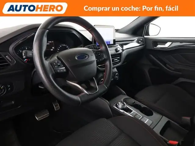 Ford Focus view 12