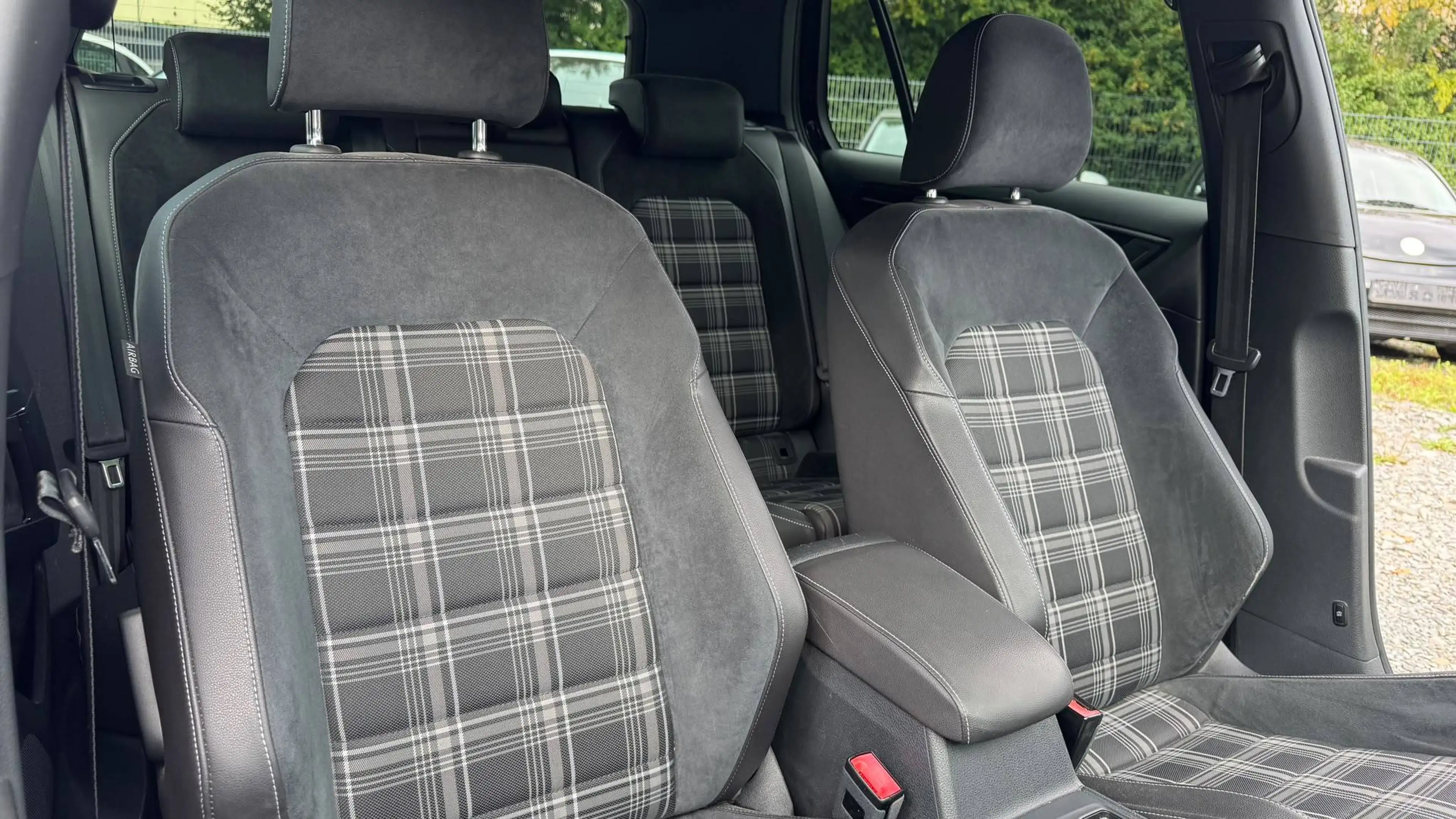 Volkswagen Golf GTD GTD BMT*Automatik*Tüv Neu*DYNAudio — photo 15