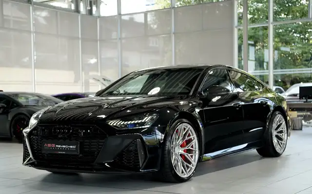 Audi RS7 view 5