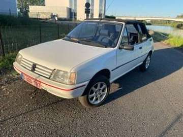 CJ Cabrio