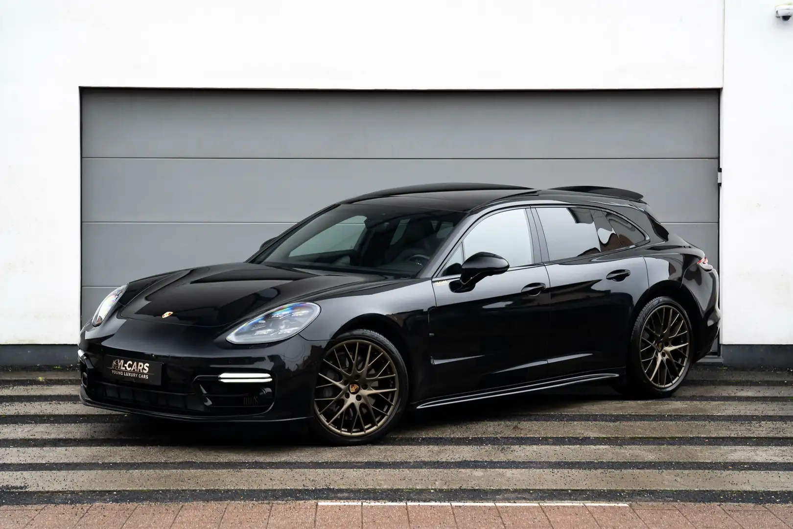 Porsche Panamera Panamera 4S / Sport Design pack / Pano Noir - 1